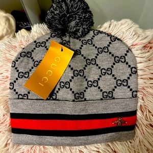 GUCCI   Grey Winter Beanie Cap.